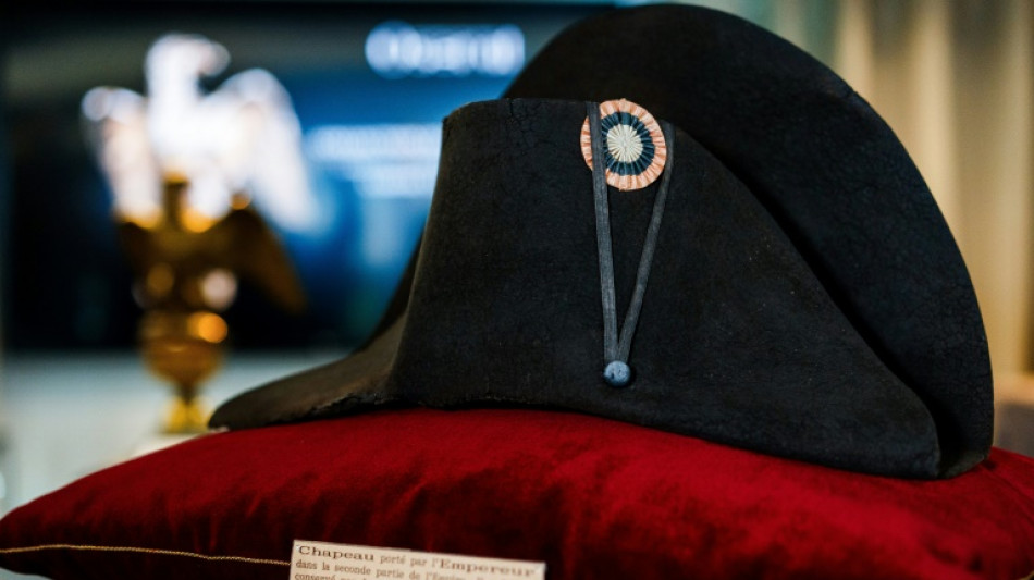 Ench&egrave;res: un chapeau de Napol&eacute;on Ier s'envole &agrave; 1,932 million d'euros