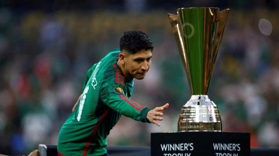 West Ham complete signing of Mexico's Alvarez from Ajax