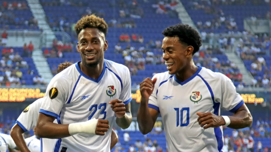 Panama into knockout stage as Costa Rica held by El Salvador