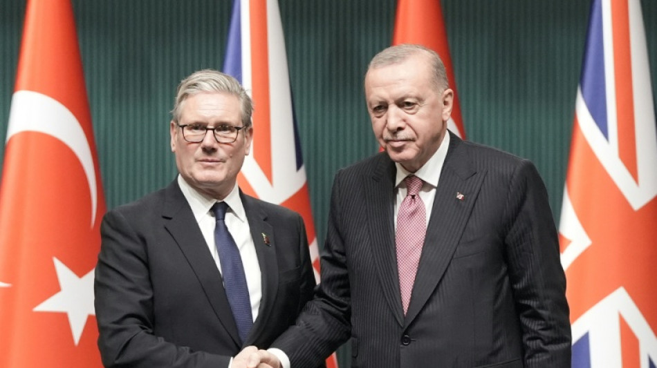 Erdogan unterzeichnet Vertrag zum Kauf von 20 Eurofighter-Jets von London
