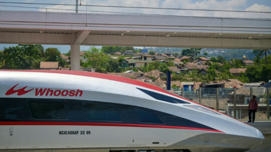 L'Indon&eacute;sie a lanc&eacute; son train &agrave; grande vitesse, le premier en Asie du Sud-Est  
