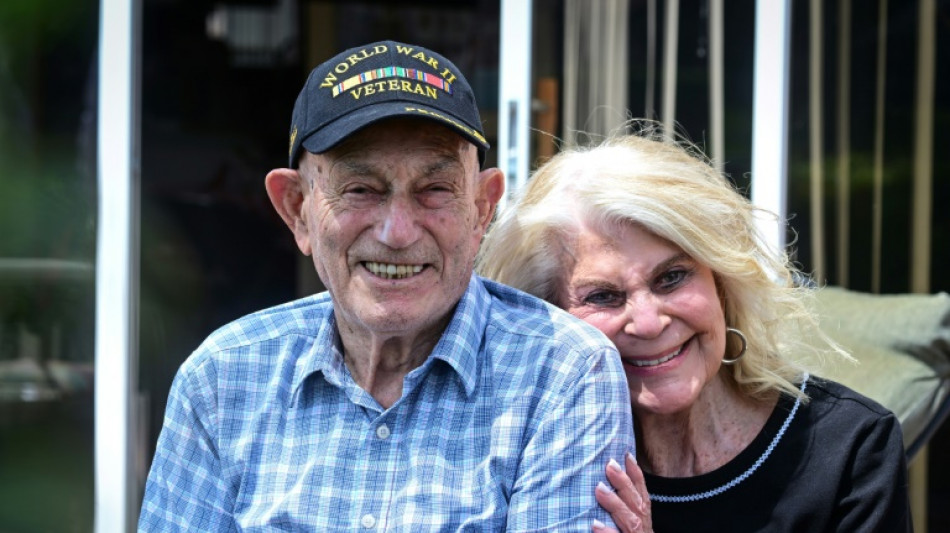 Veterano de la II Guerra Mundial se casa en Normand&iacute;a tras conmemoraci&oacute;n del "D&iacute;a D"