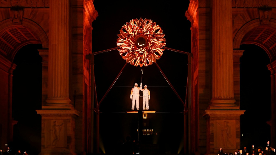 Olympisches Feuer in Mailand und Cortina entz&uuml;ndet