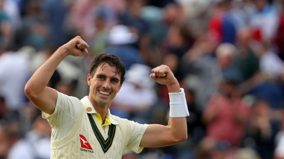 Australia beat England by two wickets to win 1st Test