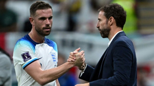 Southgate's selection not swayed by Henderson protest