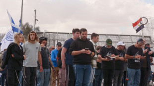 Israel&iacute;es bloquean la entrada de ayuda humanitaria para Gaza