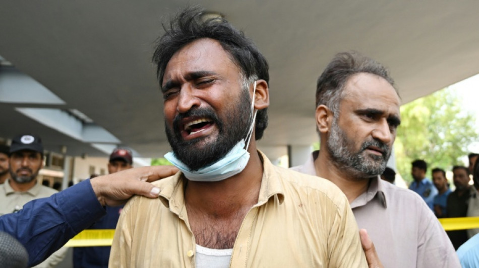 Pakistan hospital fire kills 14 infants