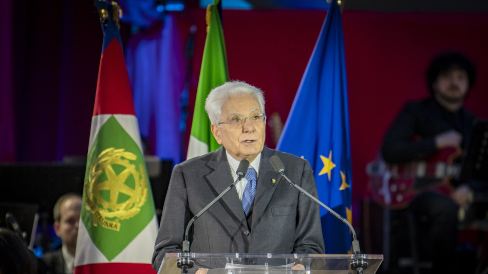 Mattarella, magistrati contribuiscono a attuazione Costituzione