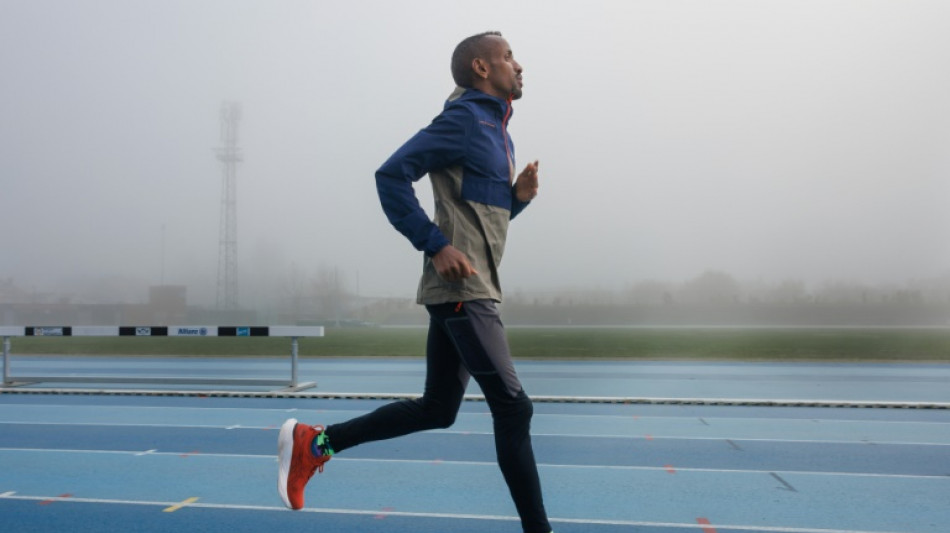 Som&aacute;lia, B&eacute;lgica, Paris: o sonho ol&iacute;mpico do maratonista Bashir Abdi