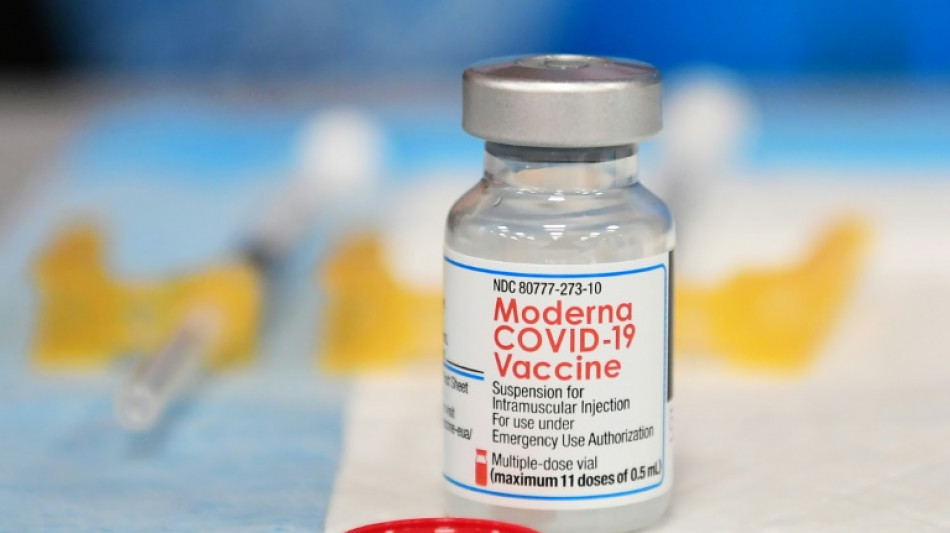 Moderna a commenc&eacute; les essais d'un rappel de vaccin sp&eacute;cifique contre Omicron