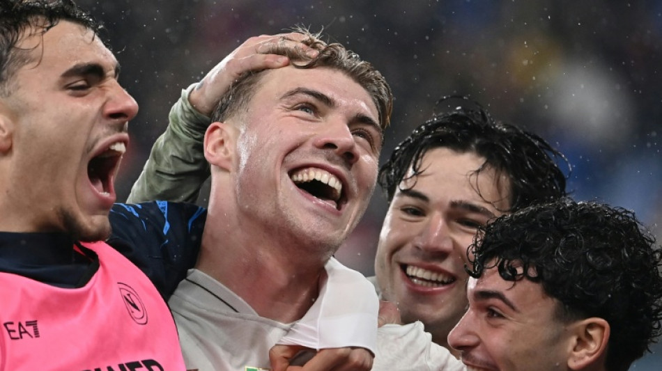 Napoli vence na visita ao Genoa (3-2) e se consolida em 3&ordm; no Italiano