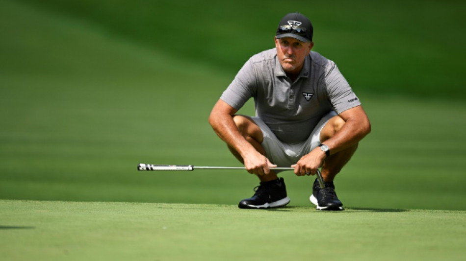 Mickelson denies Ryder Cup bet after book claim
