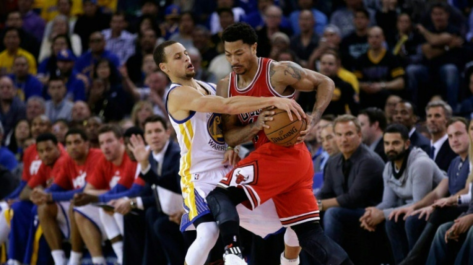 Derrick Rose, MVP mais jovem da hist&oacute;ria da NBA, anuncia sua aposentadoria