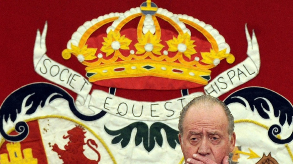 Excluido de los actos oficiales, el rey em&eacute;rito espa&ntilde;ol celebra 50 a&ntilde;os de su coronaci&oacute;n