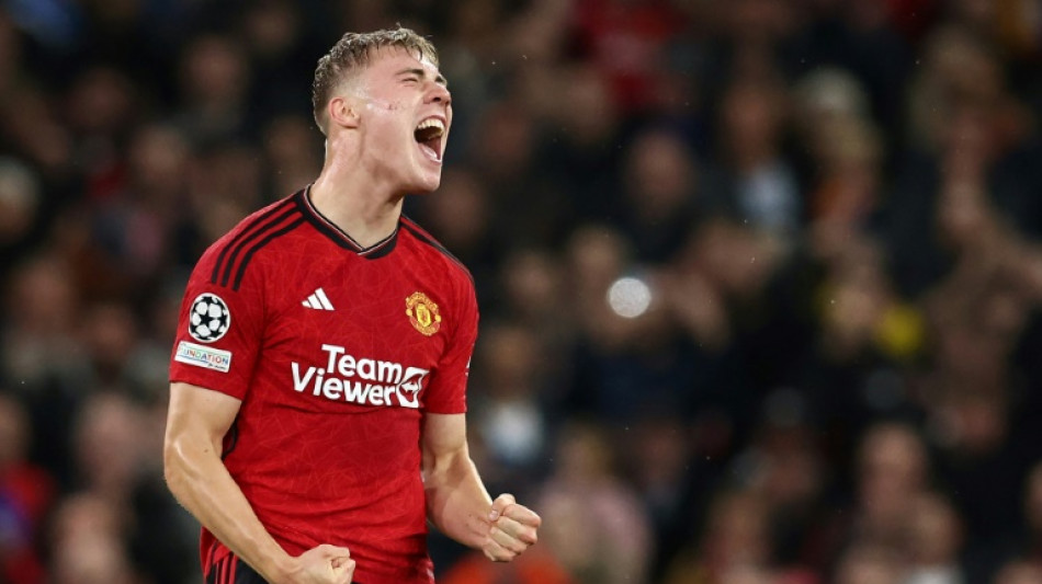 Hojlund urges Man Utd to 'stick together' in tough period