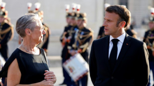 Remaniement attendu jeudi apr&egrave;s de derniers "ajustements"
