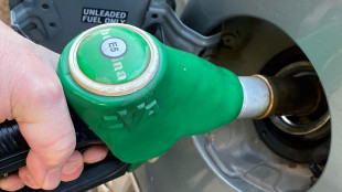 Il petrolio cede terreno a New York, a 87,05 dollari