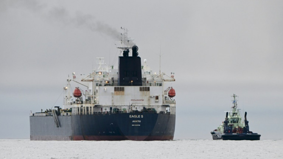 Finnish police probing seven sailors over cut cables