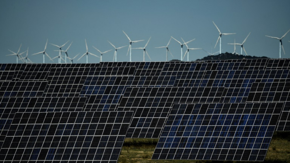 Croissance historique des &eacute;nergies renouvelables, mais encore un effort!, plaide l'AIE