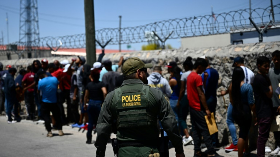 EEUU tiene 24.000 agentes en la frontera con M&eacute;xico en previsi&oacute;n de caos