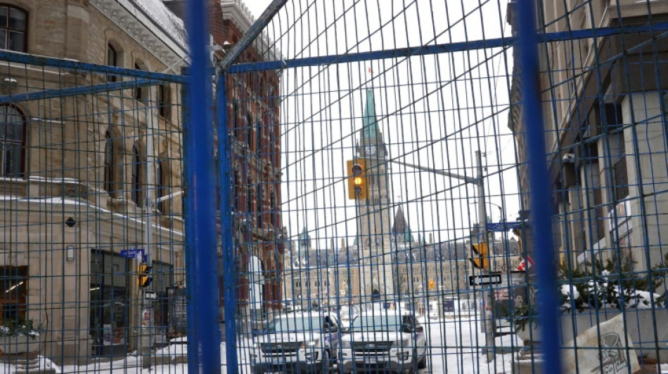 La polic&iacute;a recupera la capital de Canad&aacute; tras acabar con asedio de camioneros
