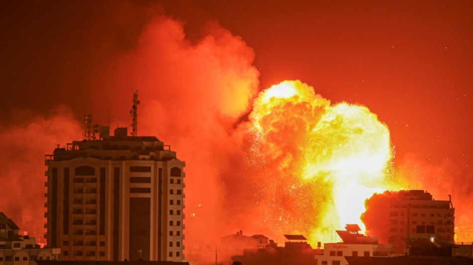 Israel retoma &aacute;reas perto de Gaza e reporta 1.500 combatentes do Hamas mortos em seu territ&oacute;rio
