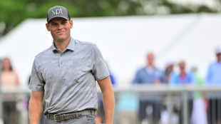 Schenk clings to PGA Valspar lead as Spieth, Fleetwood chase