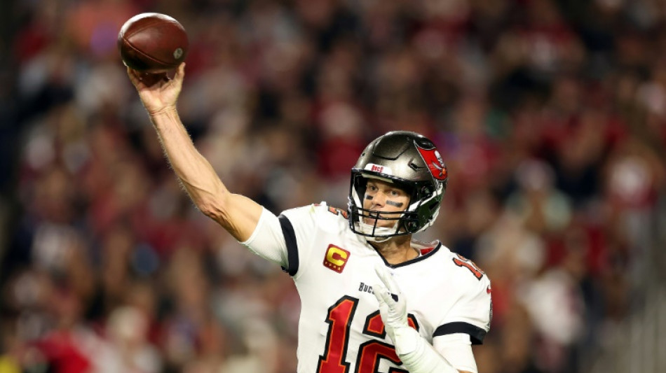 Brady's Bucs boost NFL playoff hopes while Packers, Rams win