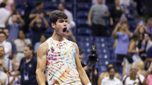 Alcaraz defeats Zverev to reach US Open semi-finals