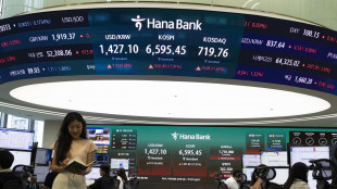 Borsa: Asia in rosso, ancora vendite sui microprocessori, Tokyo -3,16%