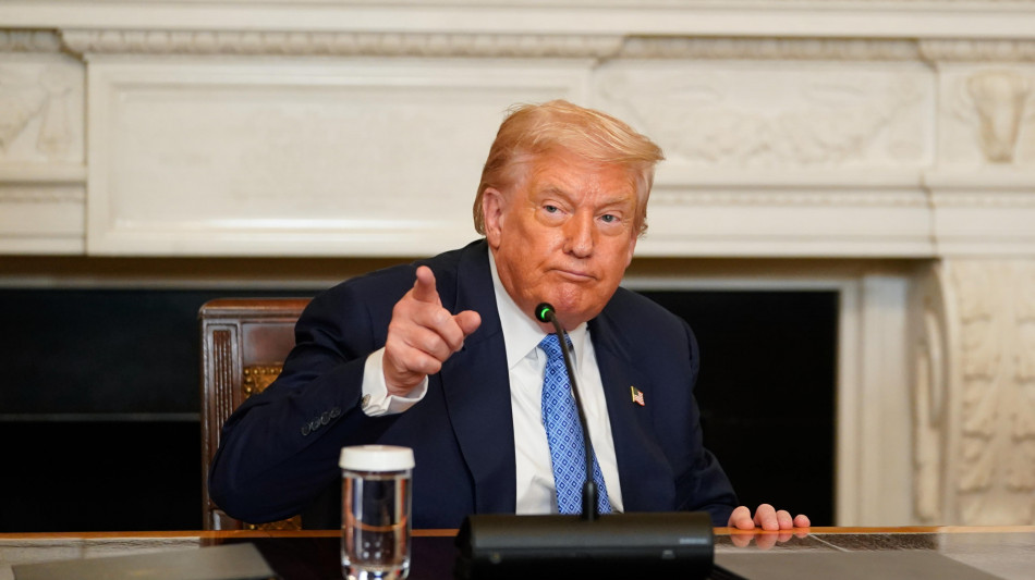 Trump pensa a classificare marijuana come droga meno pericolosa