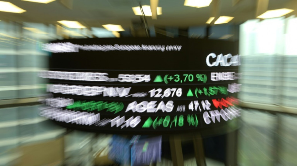 Les Bourses europ&eacute;ennes d&eacute;vissent, Trump et la Fed dans le viseur