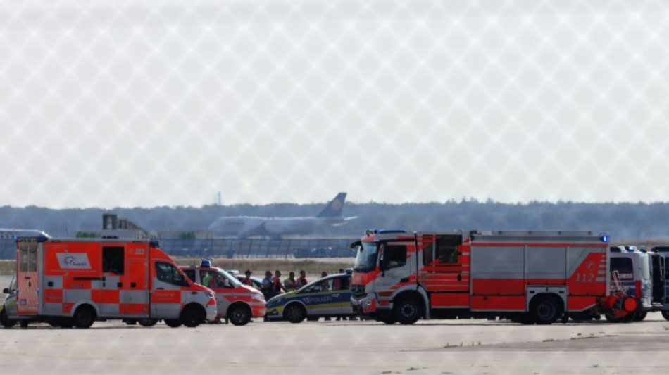 Klimaaktivisten legen Flugverkehr in Frankfurt lahm - Debatte um h&auml;rtere Strafen
