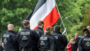 Fast 1500 Rechtsextremisten und Reichsb&uuml;rger besa&szlig;en Ende 2023 Waffenerlaubnis
