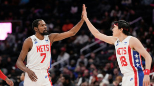 Nets roll past Wizards to fourth straight NBA victory