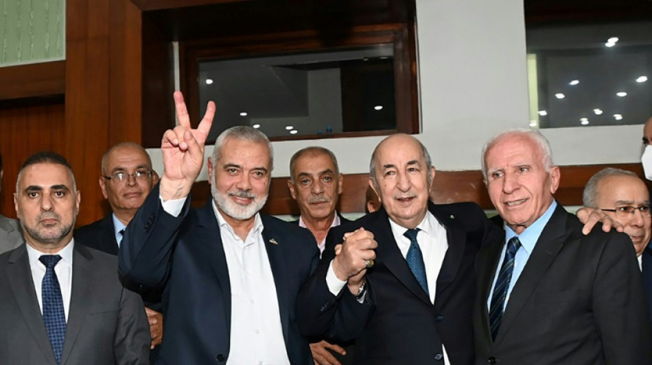 Pal&auml;stinensergruppen unterzeichnen Vers&ouml;hnungsabkommen in Algier