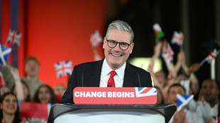 Nuevo primer ministro laborista brit&aacute;nico promete "reconstruir" el Reino Unido