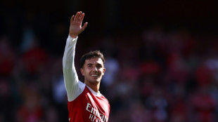 Reforços garantem vitórias de Newcastle e Arsenal no Inglês