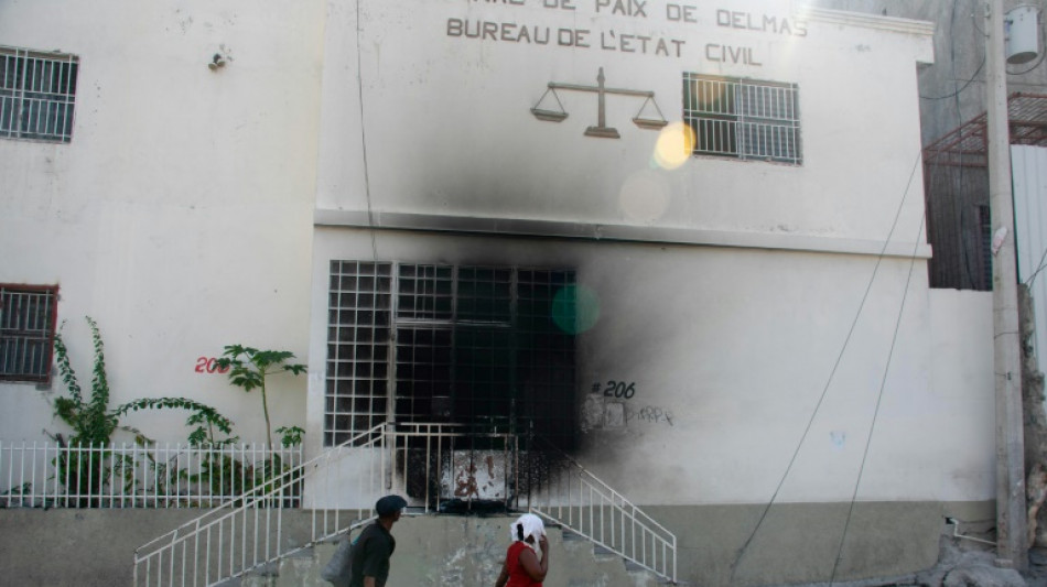 Ha&iuml;ti dans l'attente de nouveaux dirigeants, situation "explosive" &agrave; Port-au-Prince