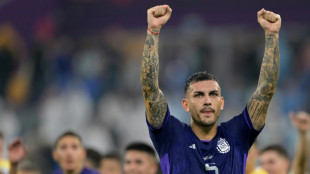 Messi misses penalty but Argentina advance at World Cup