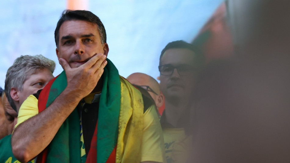 Bolsonaro vole vers l'Equateur depuis l'Argentine apr&egrave;s avoir quitt&eacute; le Br&eacute;sil