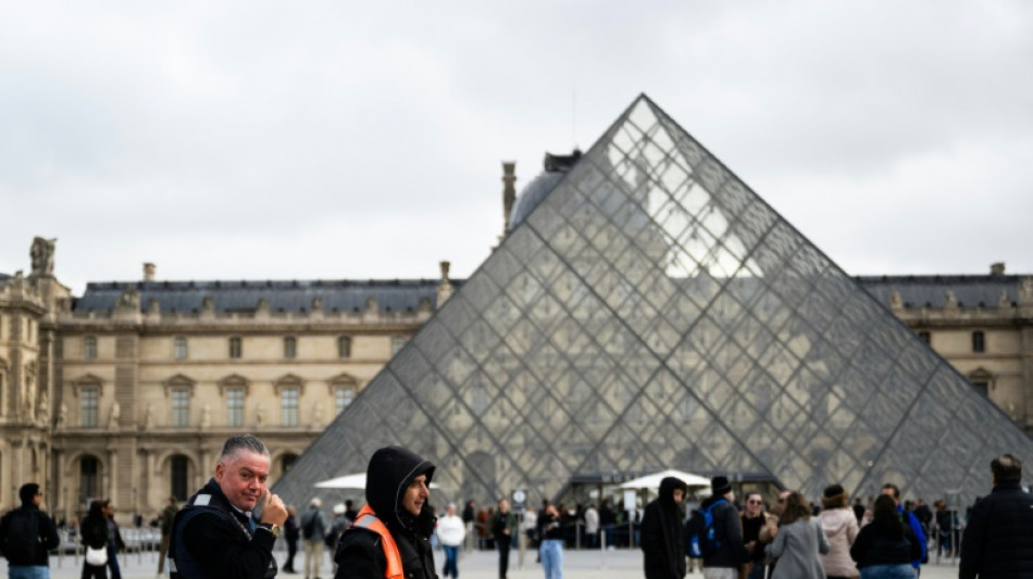Cierran parcialmente el museo del Louvre en Par&iacute;s por una nueva huelga