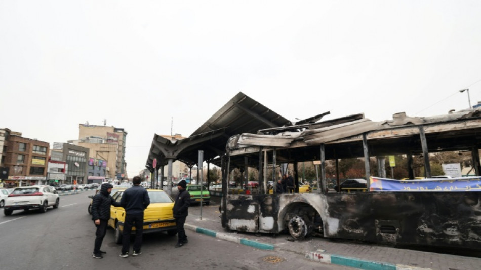 Pa&iacute;ses do Golfo dissuadiram Trump de atacar o Ir&atilde;