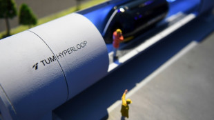 Hyperloop, un sue&ntilde;o que no logra hacerse realidad