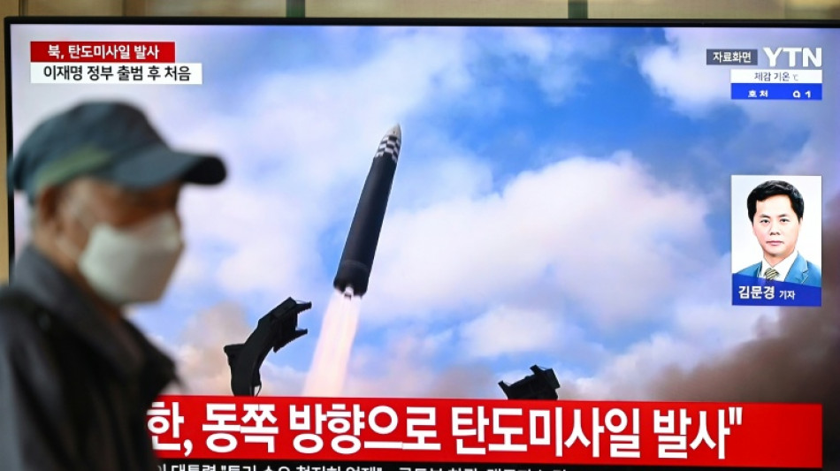 La Corée du Nord confirme un tir de missiles hypersoniques, une semaine avant le sommet de l'Apec