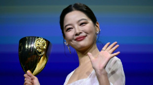 La china Xin Zhilei gana el premio a la mejor actriz en la Mostra de Venecia