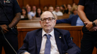 Trasladan a Harvey Weinstein de prisi&oacute;n a un hospital para una cirug&iacute;a card&iacute;aca de emergencia