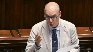 Valditara, divieto burqa a scuola per la dignit&agrave; delle donne