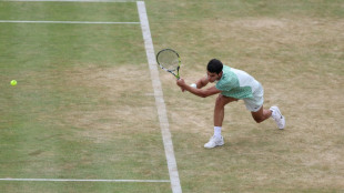 Alcaraz reaches Queen's final, closes in on number one ranking