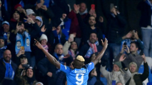Rampant Napoli crush Juventus to move 10 points clear